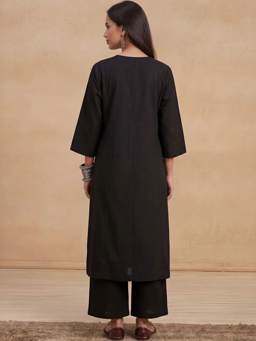 House of Chikankari Women Regular Chikankari Kurta with Trousers