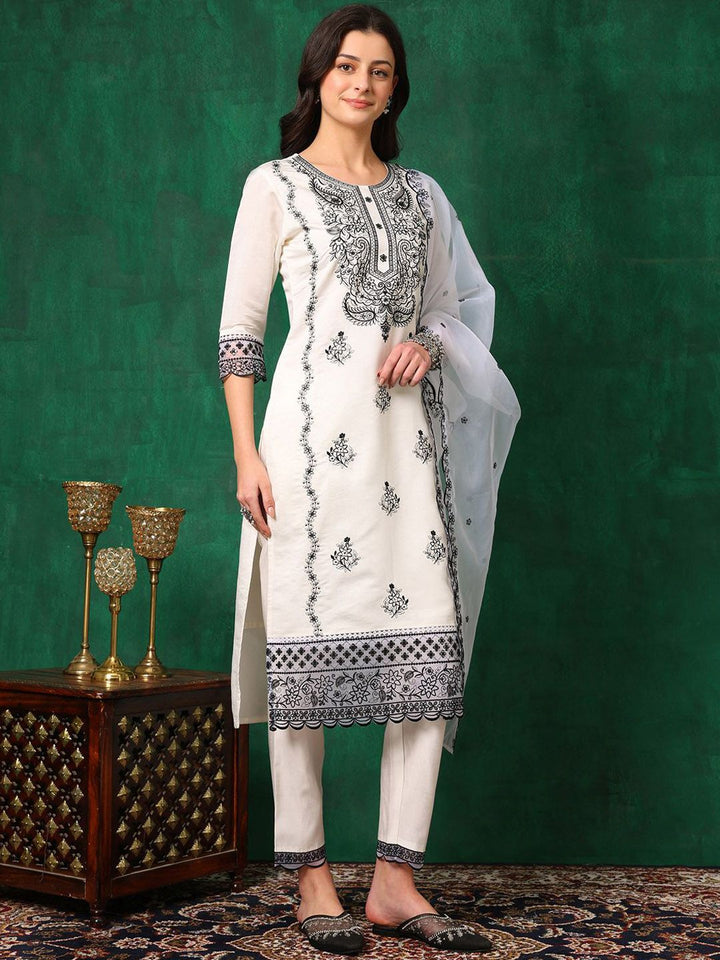 KALINI Women Embroidered Regular Thread Work Chanderi Cotton Kurta with Trousers & With Dupatta