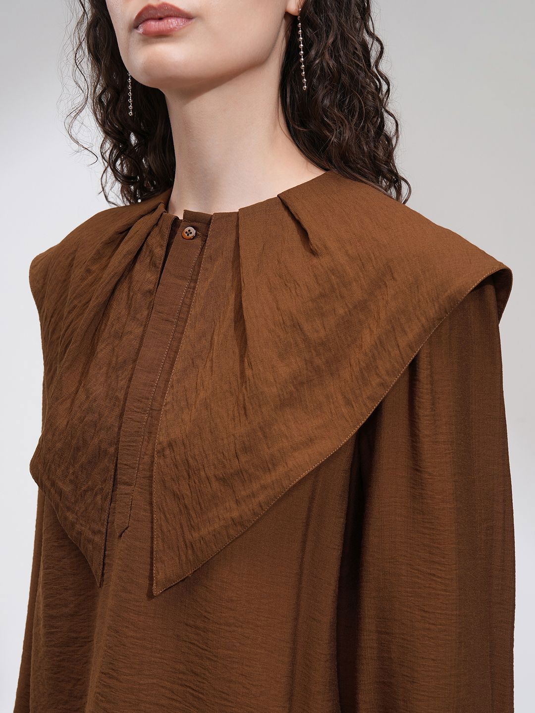ESPYR By Tokyo Talkies Women Solid Exaggerated Collar Top