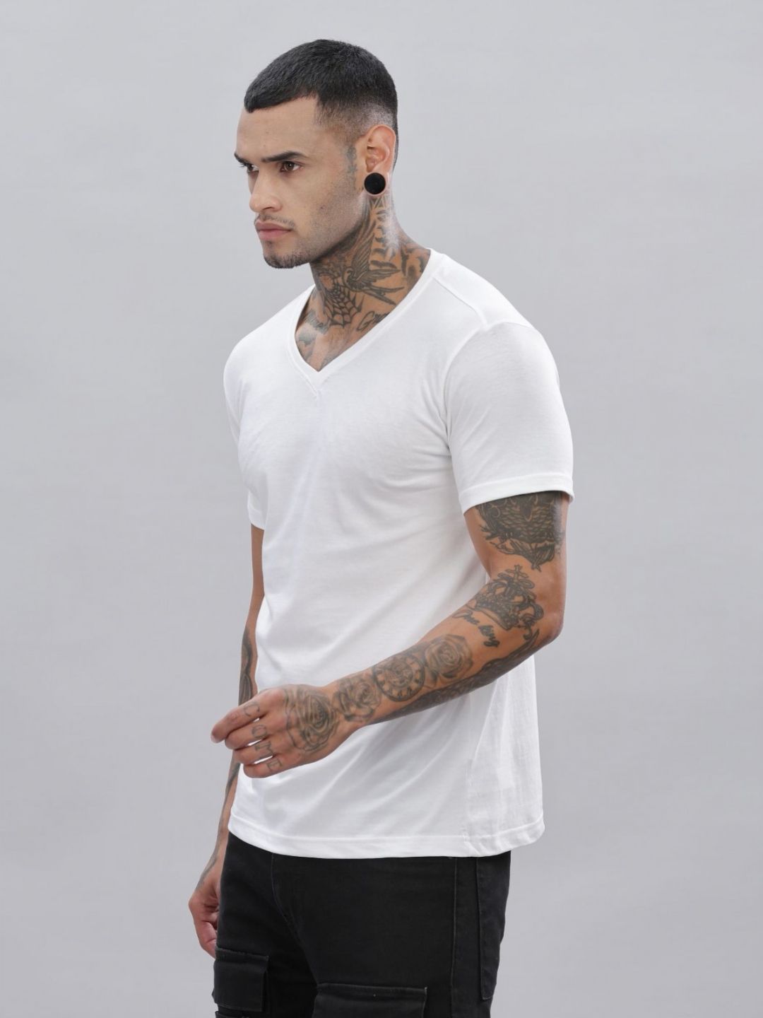 ADRO Lelaki Solid V-Neck Cotton T-shirt