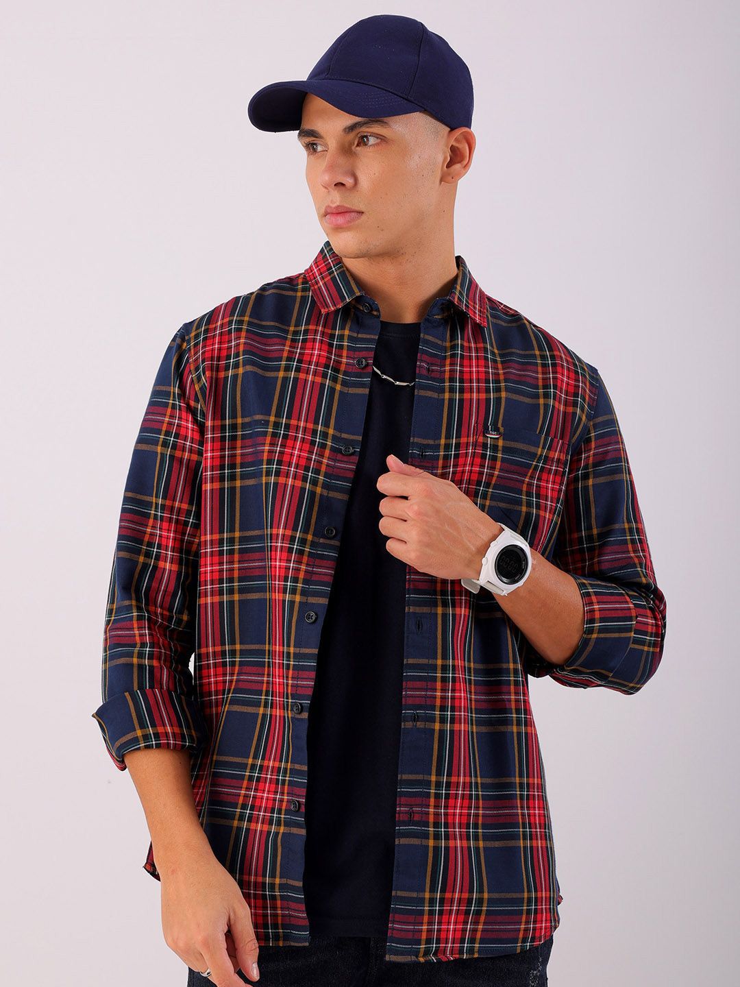The Indian Garage Co Men Spread Collar Checked Cotton Slim Fit Casual Shirt