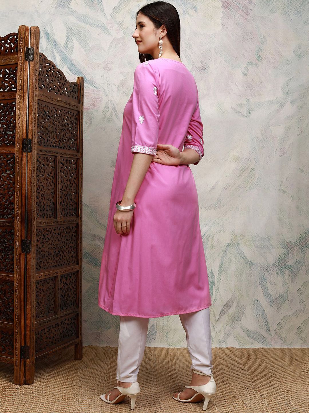 Vishudh Ethnic Motifs Embroidered Keyhole Neck Thread Work Cotton A-Line Kurta