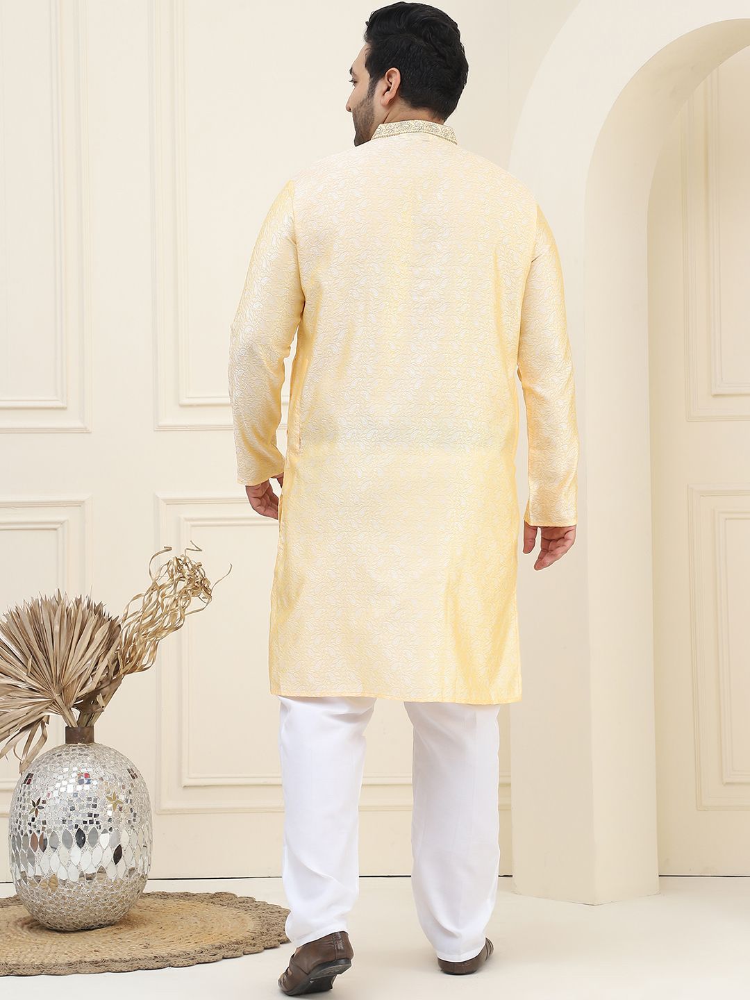 SOJANYA PLUS Woven Design Mandarin Collar Regular Straight Kurta with Pyjamas