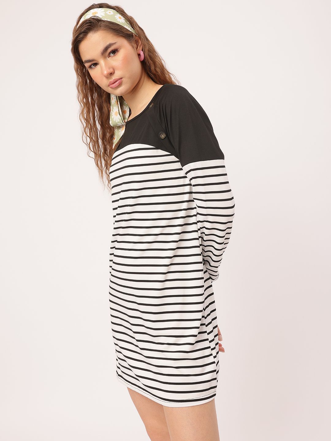 DressBerry Minimalist Kawai Striped Mini Sheath Dress