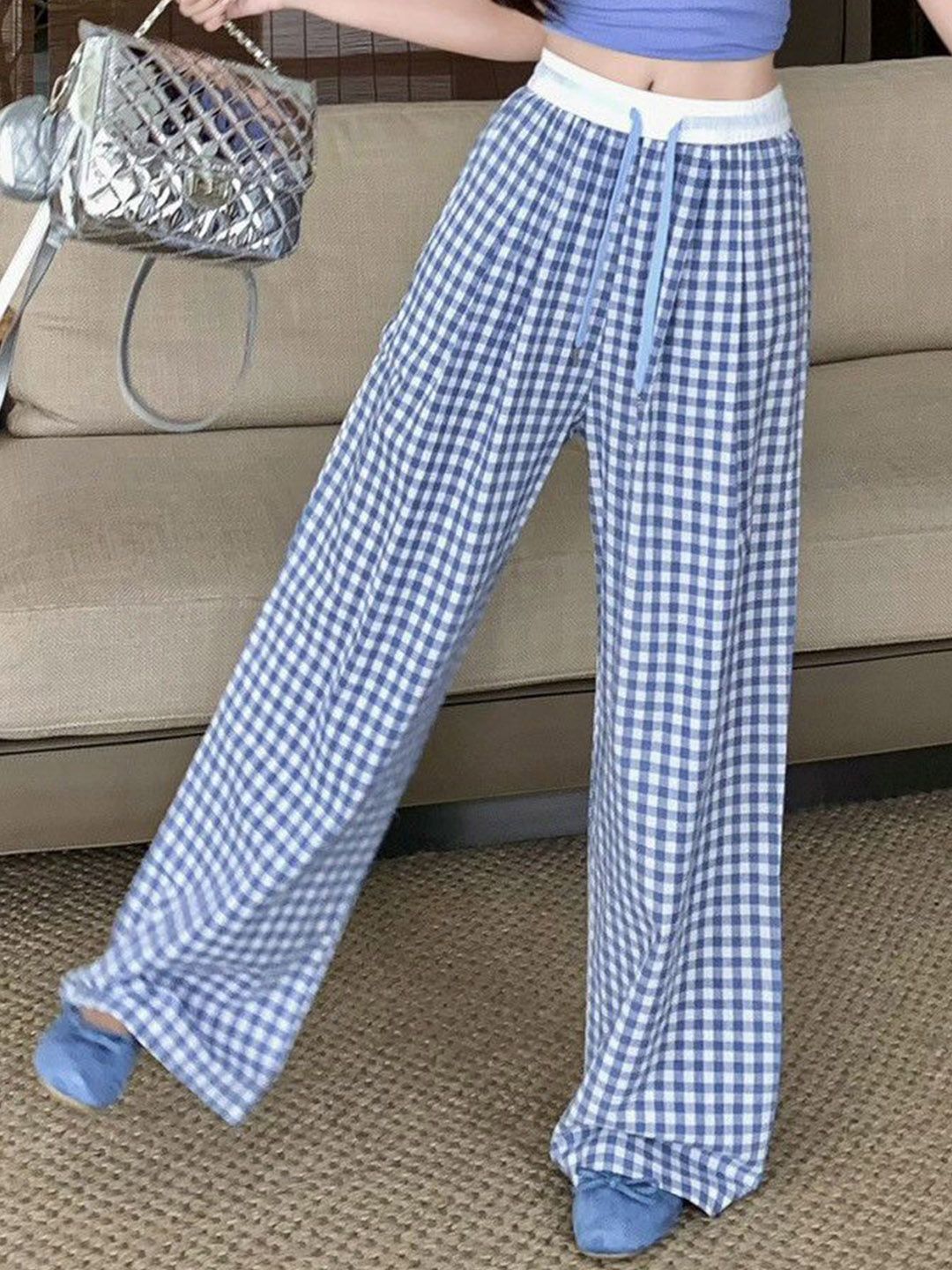 DressBerry Women Mid-Rise Wide Leg Trousers