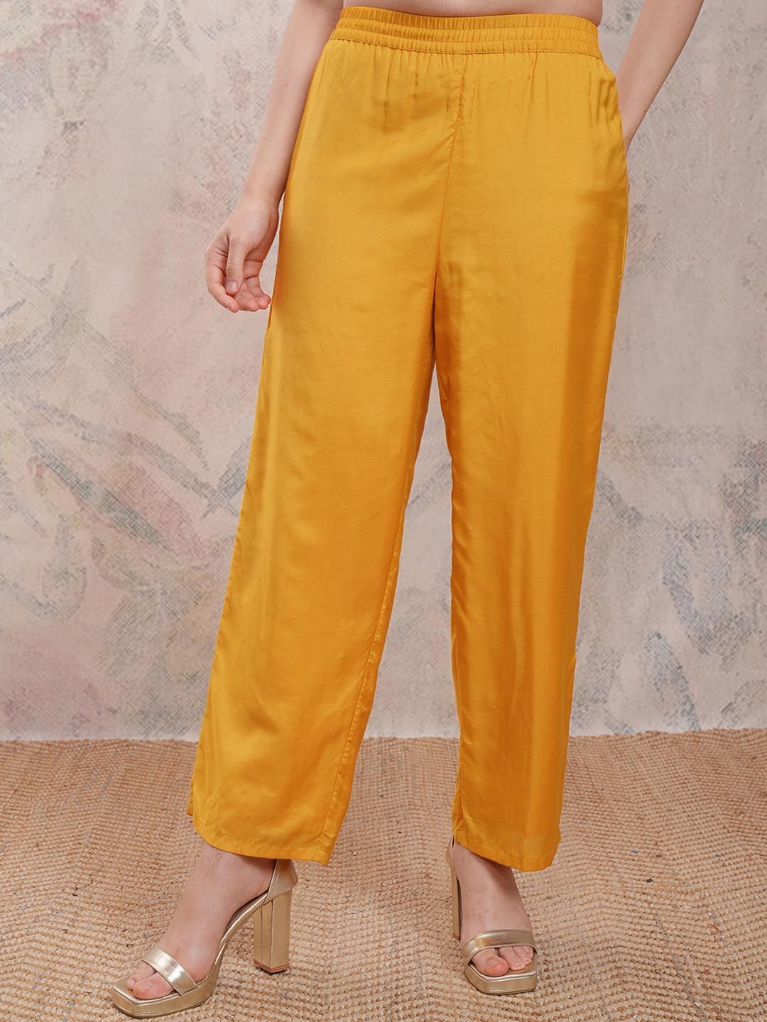 Vishudh Ethnic Motifs Printed Straight Kurta With Trousers & Dupatta