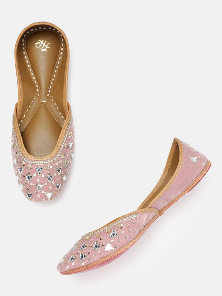 House of Pataudi Women Ethnic Embellished Mojaris