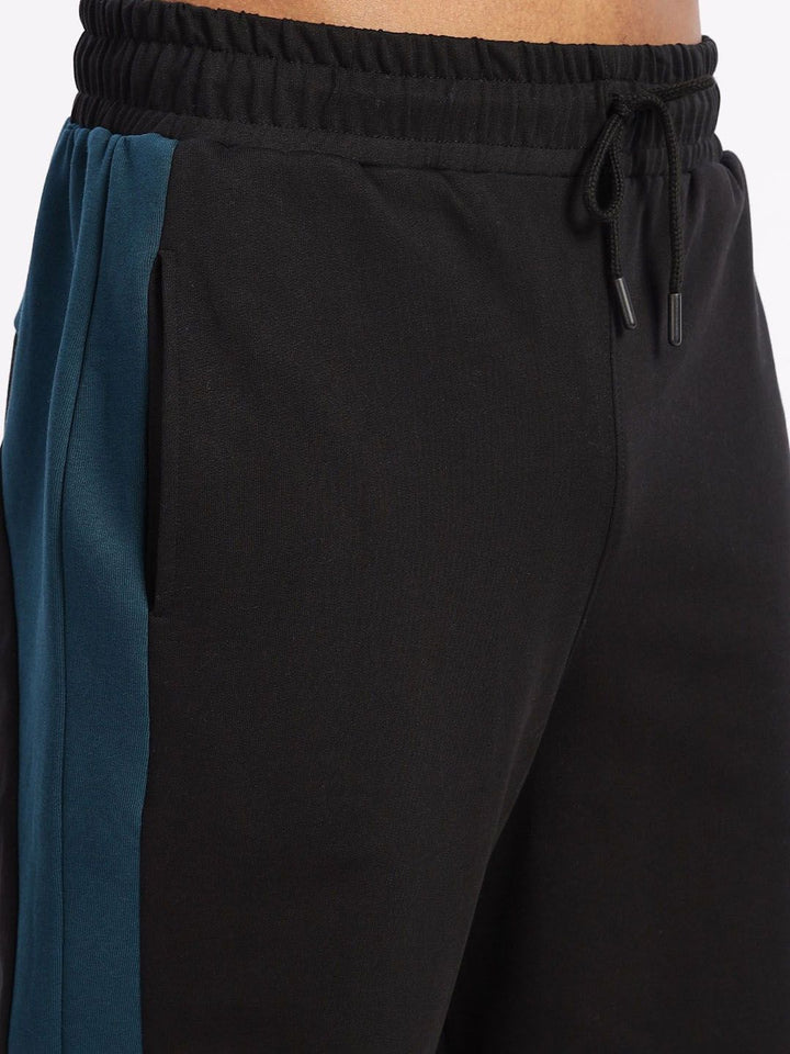 Eszett Black High-Rise Solid Joggers