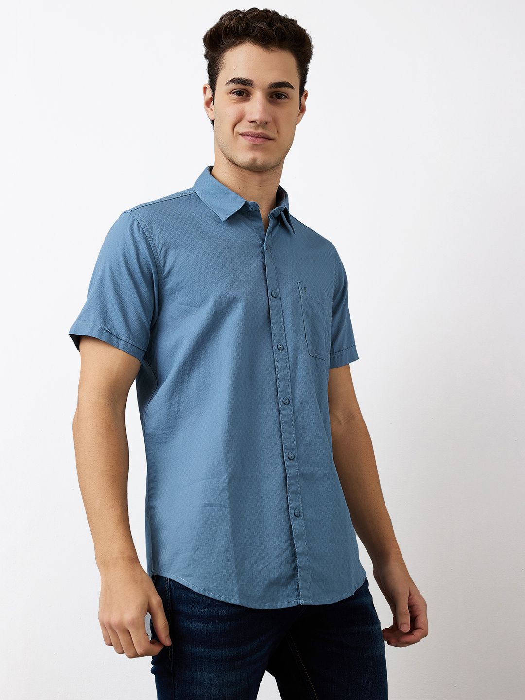 SPYKAR Men Spread Collar Textured Cotton Casual Shirt