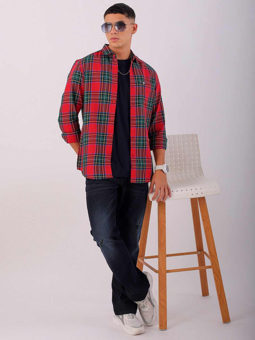 The Indian Garage Co Men Cutaway Collar Checked Cotton Slim Fit Casual Shirt