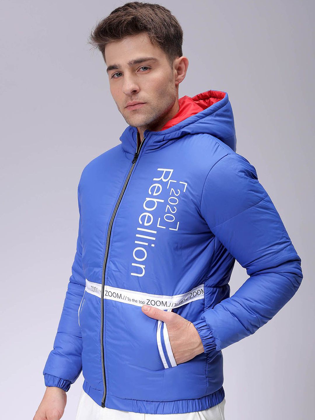 The Indian Garage Co Men Colourblocked Lightweight Puffer Jacket with Patchwork