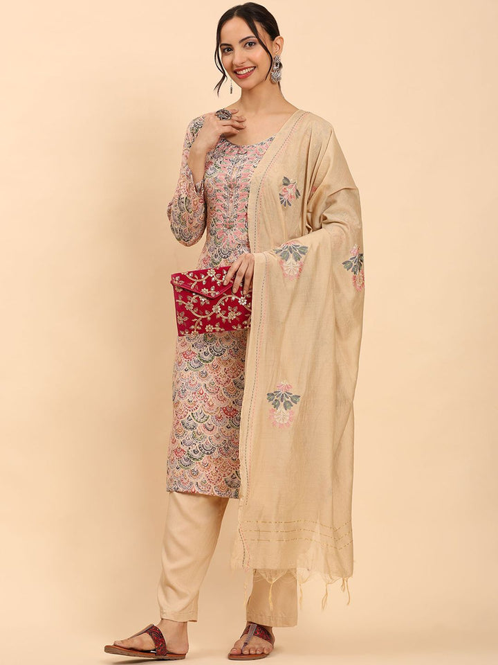 Mamicha Women Floral Printed Sequinned Kurta
