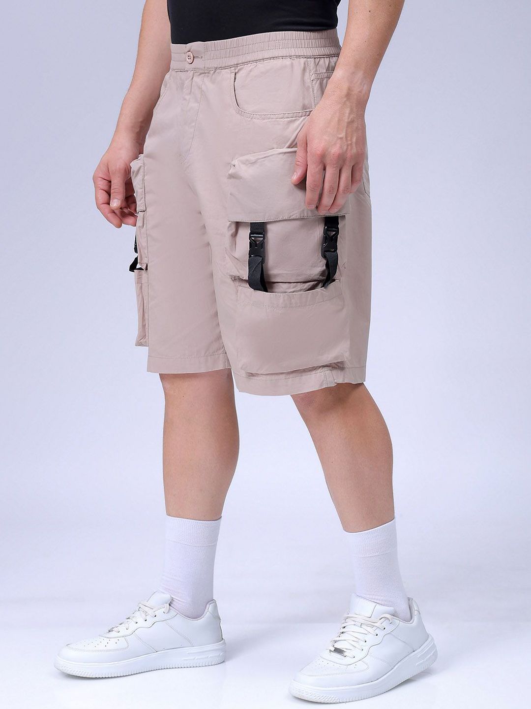 The Indian Garage Co Men Relaxed Fit Pure Cotton Utility Cargo Shorts