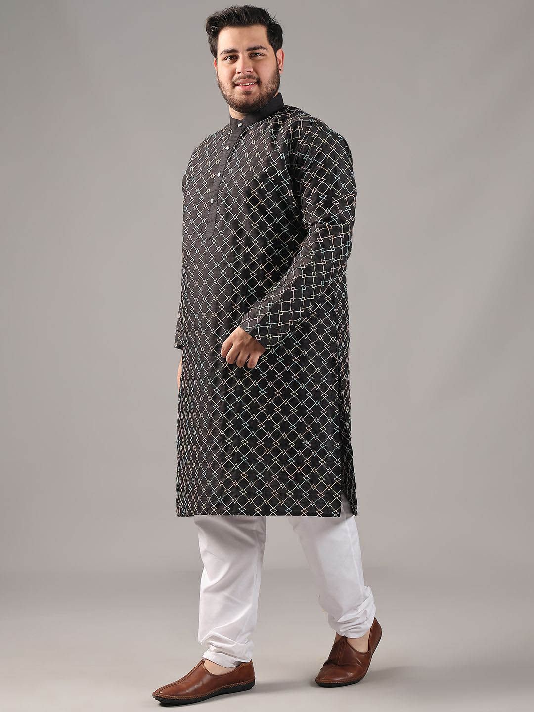 SOJANYA PLUS Size Geometric Embroidered Band Collar Thread Work Straight Kurta