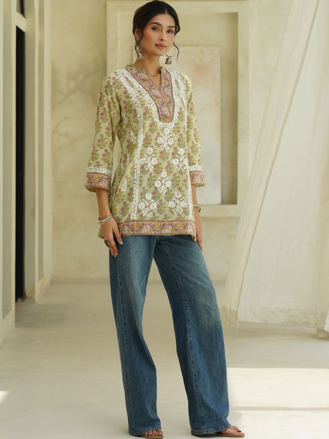 House of Chikankari Women Floral Printed Thread Work Indie Prints Kurta