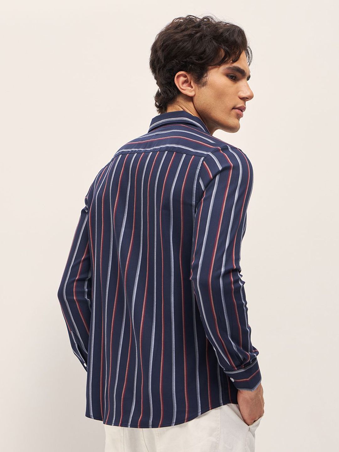 THE BEAR HOUSE Men Spread Collar Multi Striped Cotton Slim Fit Casual Shirt