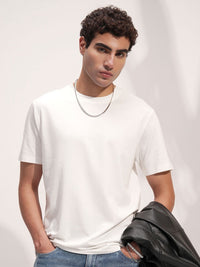 HIGHLANDER Men Solid Regular Fit T-shirt