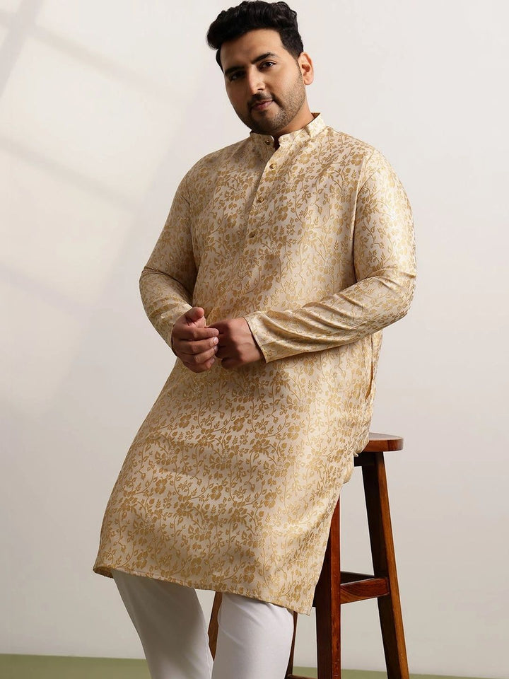 SOJANYA PLUS Men Floral Kurta
