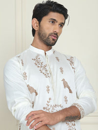 Jompers Ethnic Motifs Embroidered Mandarin Collar Thread Work Straight Kurtas