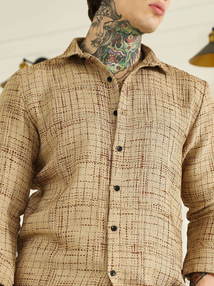 Campus Sutra Comfort Textured Spread Collar Casual Shirt