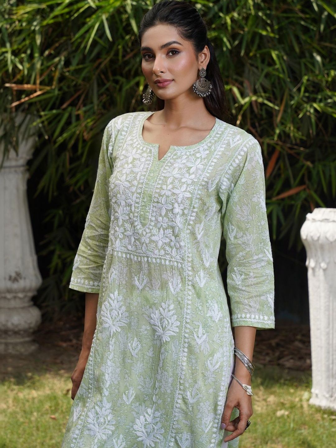 Rumah Wanita Chikankari Sulam Kurta Chikankari