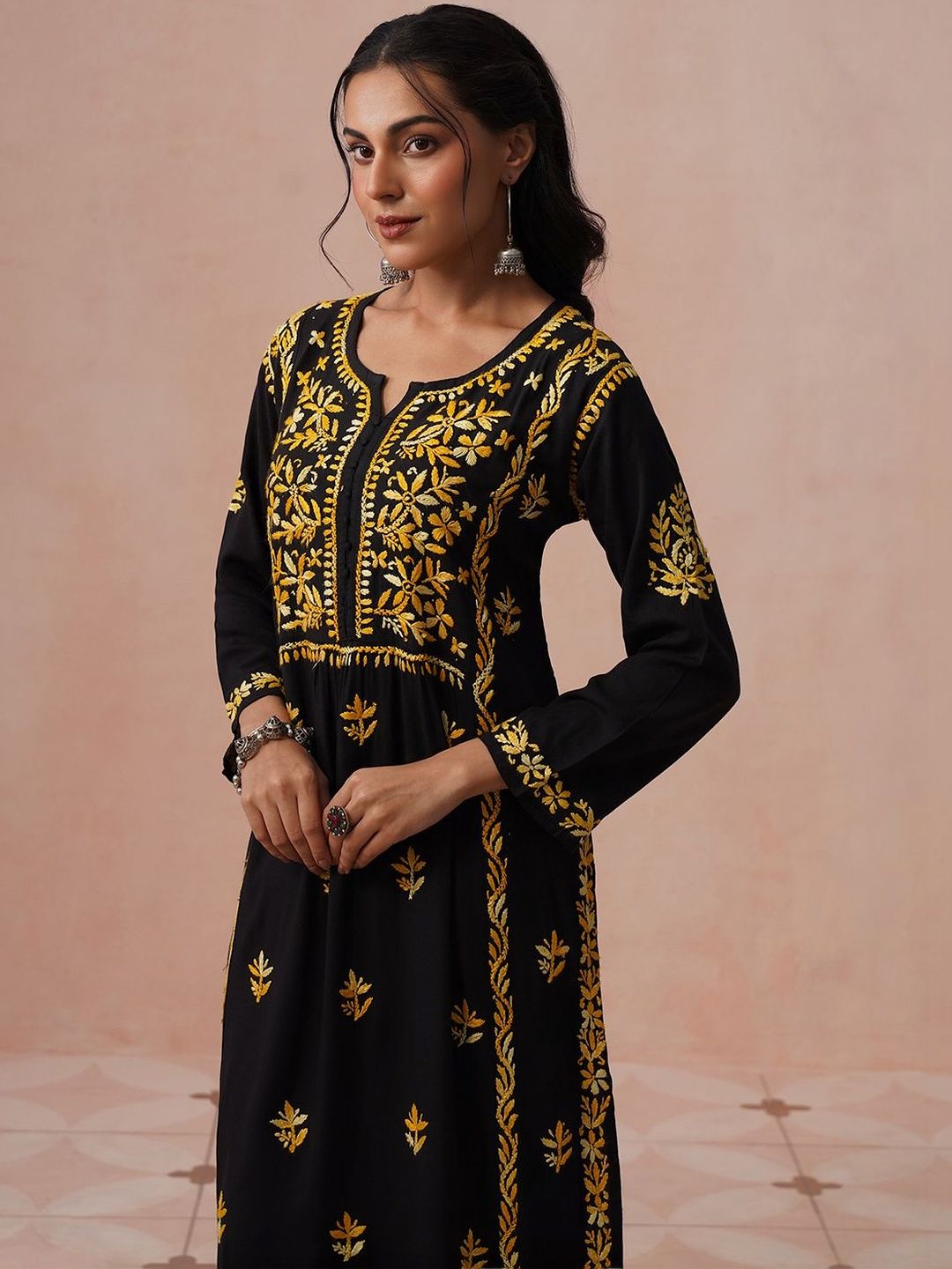 Rumah Wanita Chikankari Sulam Kurta Chikankari