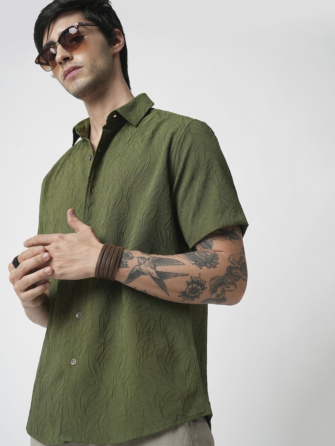 VASTRADO Men Classic Spread Collar Textured Slim Fit Casual Shirt