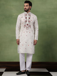SOJANYA Men Geometric Embroidered Kurta