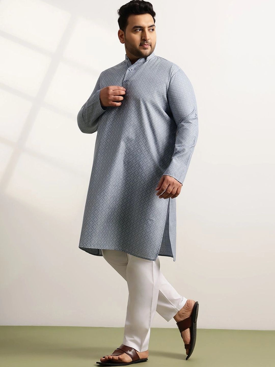 SOJANYA PLUS Men Printed Regular Kurta with Trousers