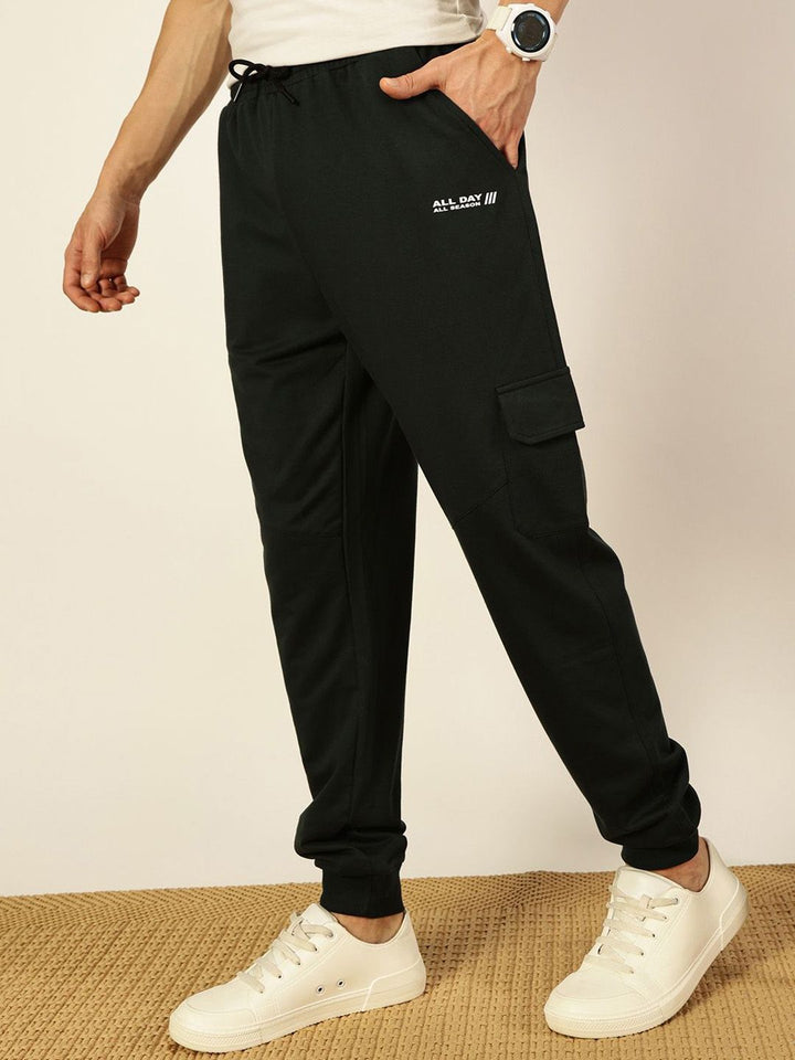 Thomas Scott Men Mid-Rise Track Pants