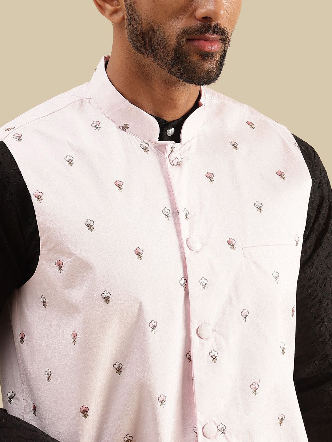 SOJANYA Men Embroidered Regular Pure Cotton Kurta with Pyjamas