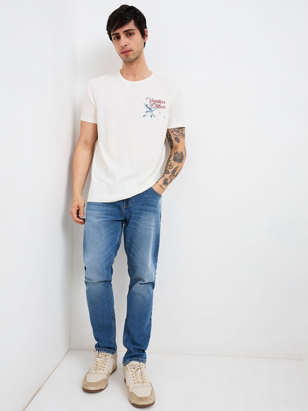 SPYKAR Men Typography Printed Round Neck Cotton Slim Fit T-shirt