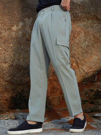 Campus Sutra Men Comfort Pleated Mid-Rise Cargos