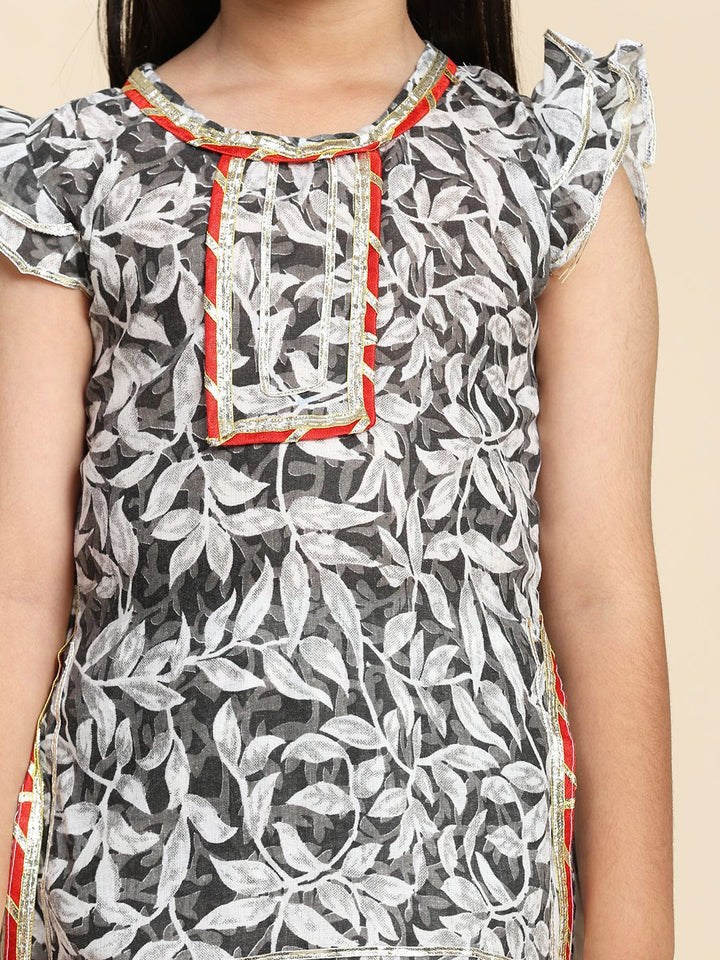 Cutiekins Girls Floral Printed Gotta Patti Straight Kurta with Palazzos & Dupatta