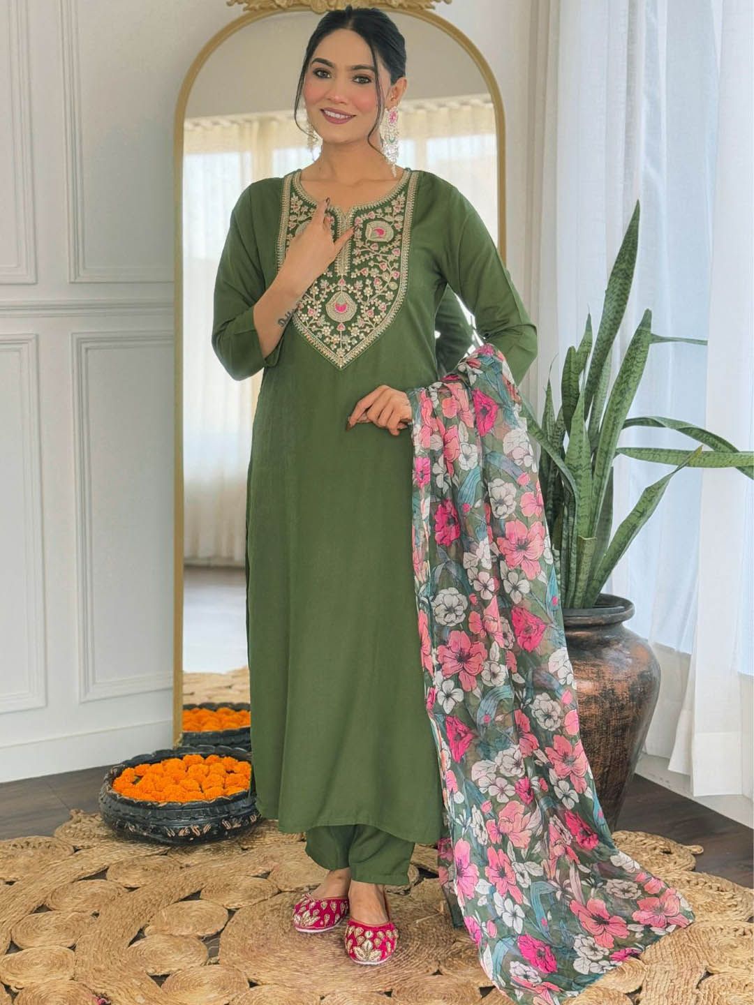KALINI Women Floral Embroidered Regular Chikankari Kurta with Trousers & With Dupatta