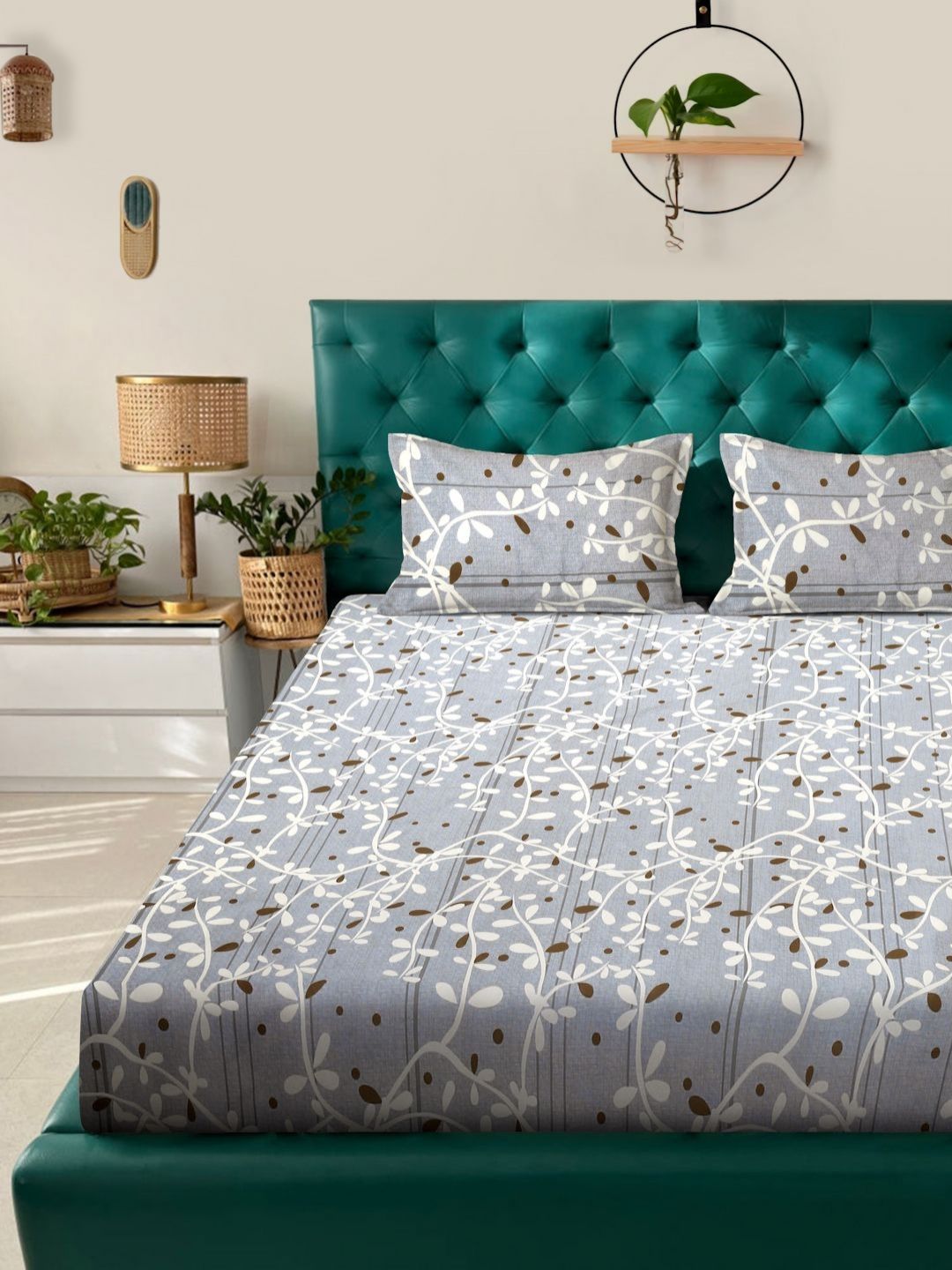 KLOTTHE Grey Floral Printed Dilengkapi 300 TC Double King Cadar Dengan 2 Sarung Bantal