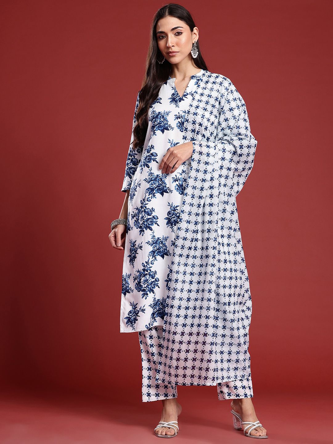 Anouk Floral Printed Kurta with Trousers & With Dupatta