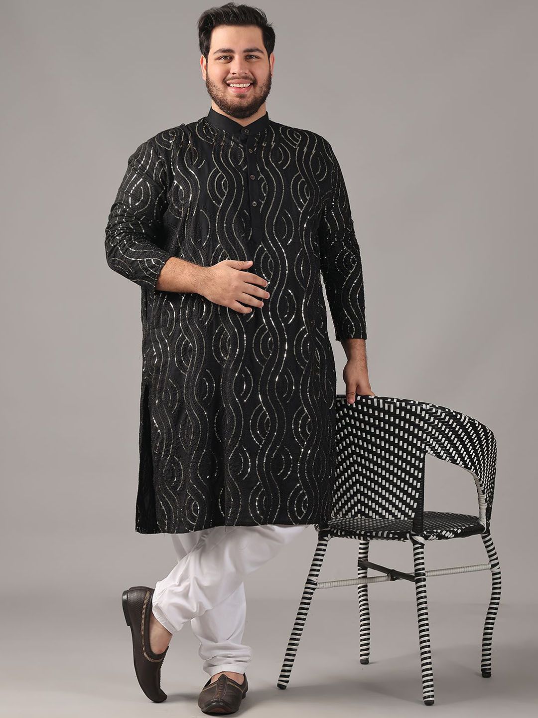 SOJANYA PLUS Size Geometric Embroidered Sequinned Band Collar Pure Cotton Straight Kurta