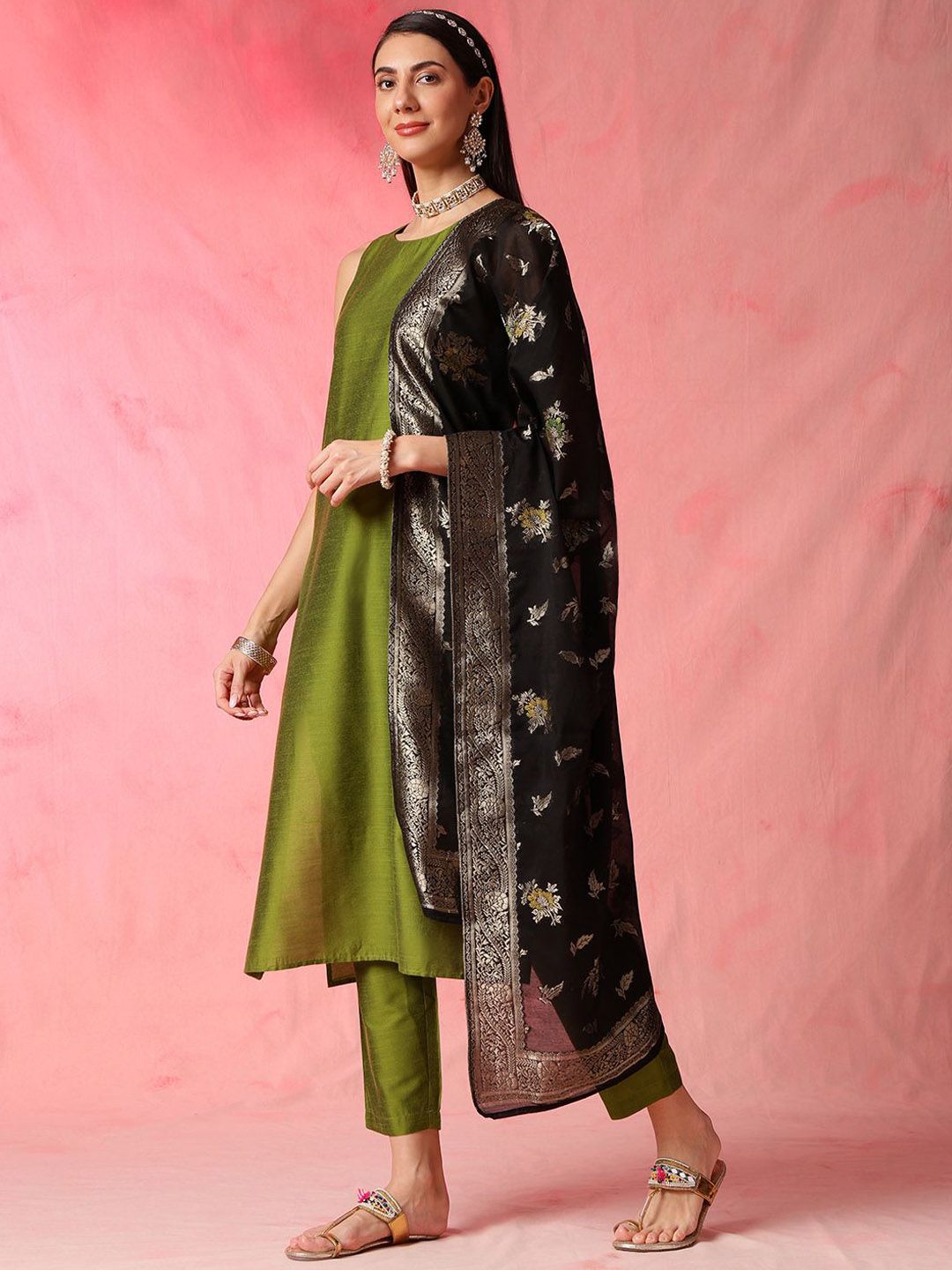Anouk Women Regular Kurta with Trousers & With Dupatta