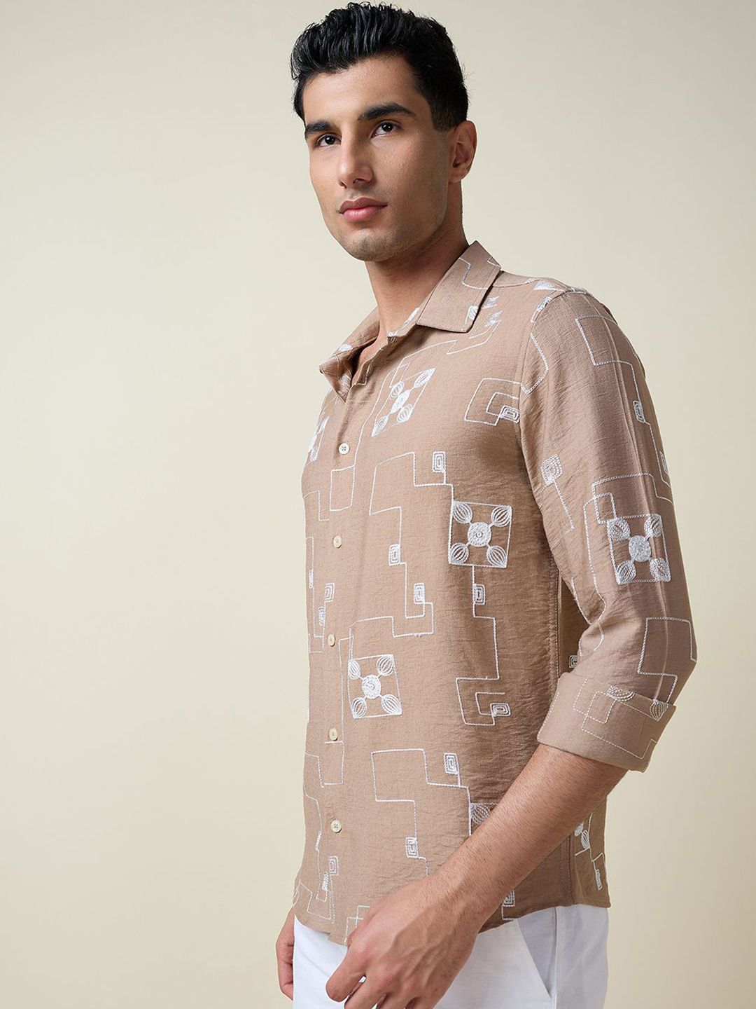 Thomas Scott Men Embroidered Regular Fit Casual Shirt