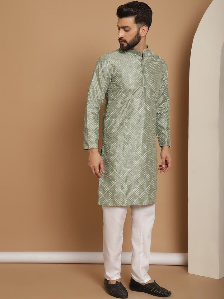 Anouk Sulam Kurta Lurus Dengan Churidar