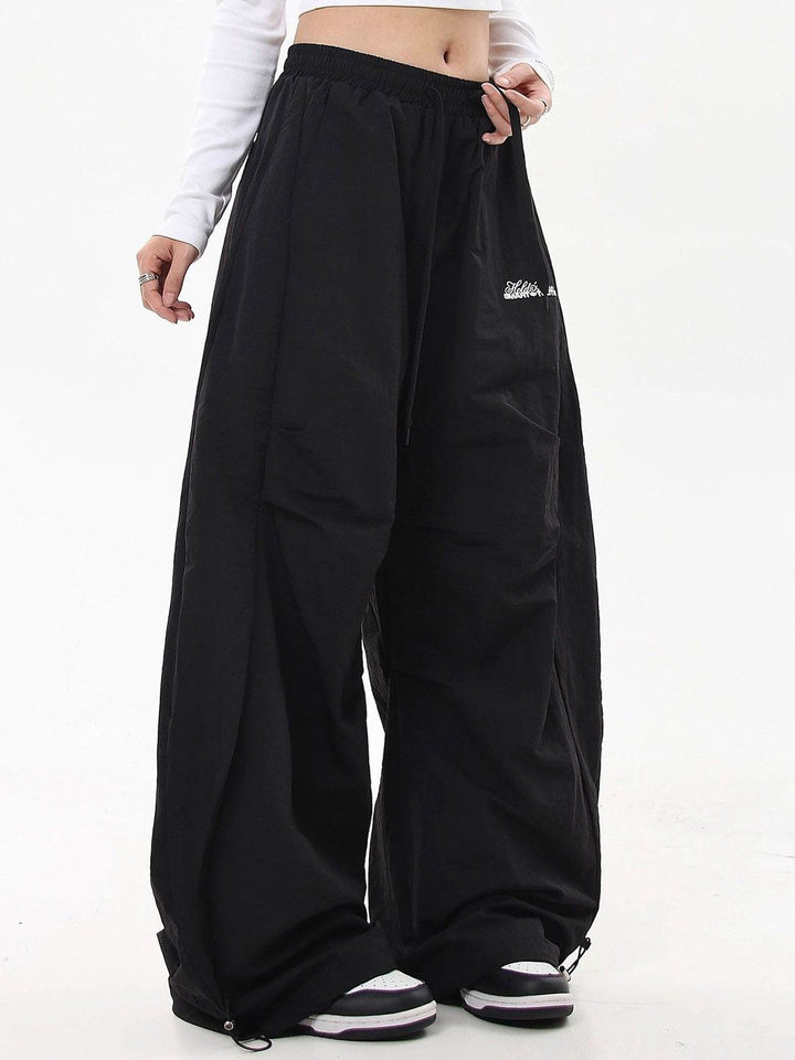DressBerry Women Low-Rise Loose Fit Wide Leg Trousers