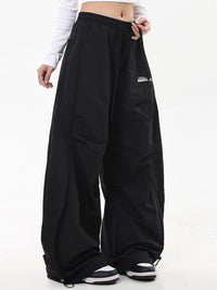 DressBerry Women Low-Rise Loose Fit Wide Leg Trousers