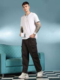 Eszett Men Relaxed Fit Cargos Trousers