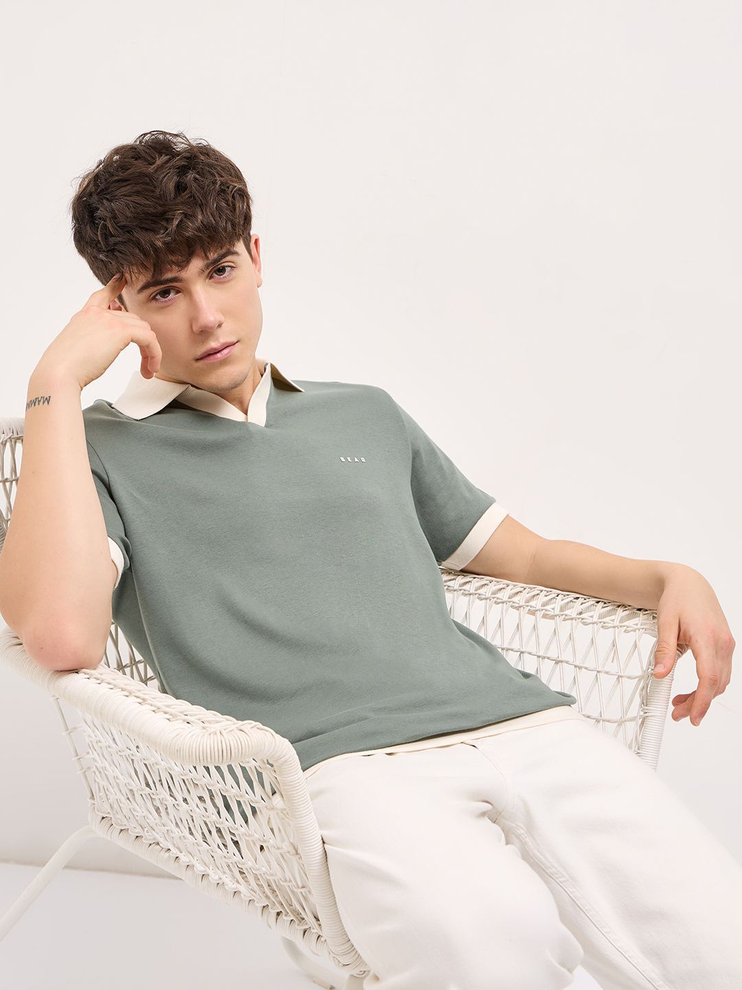 THE BEAR HOUSE Men Solid Polo Collar Cotton T-shirt