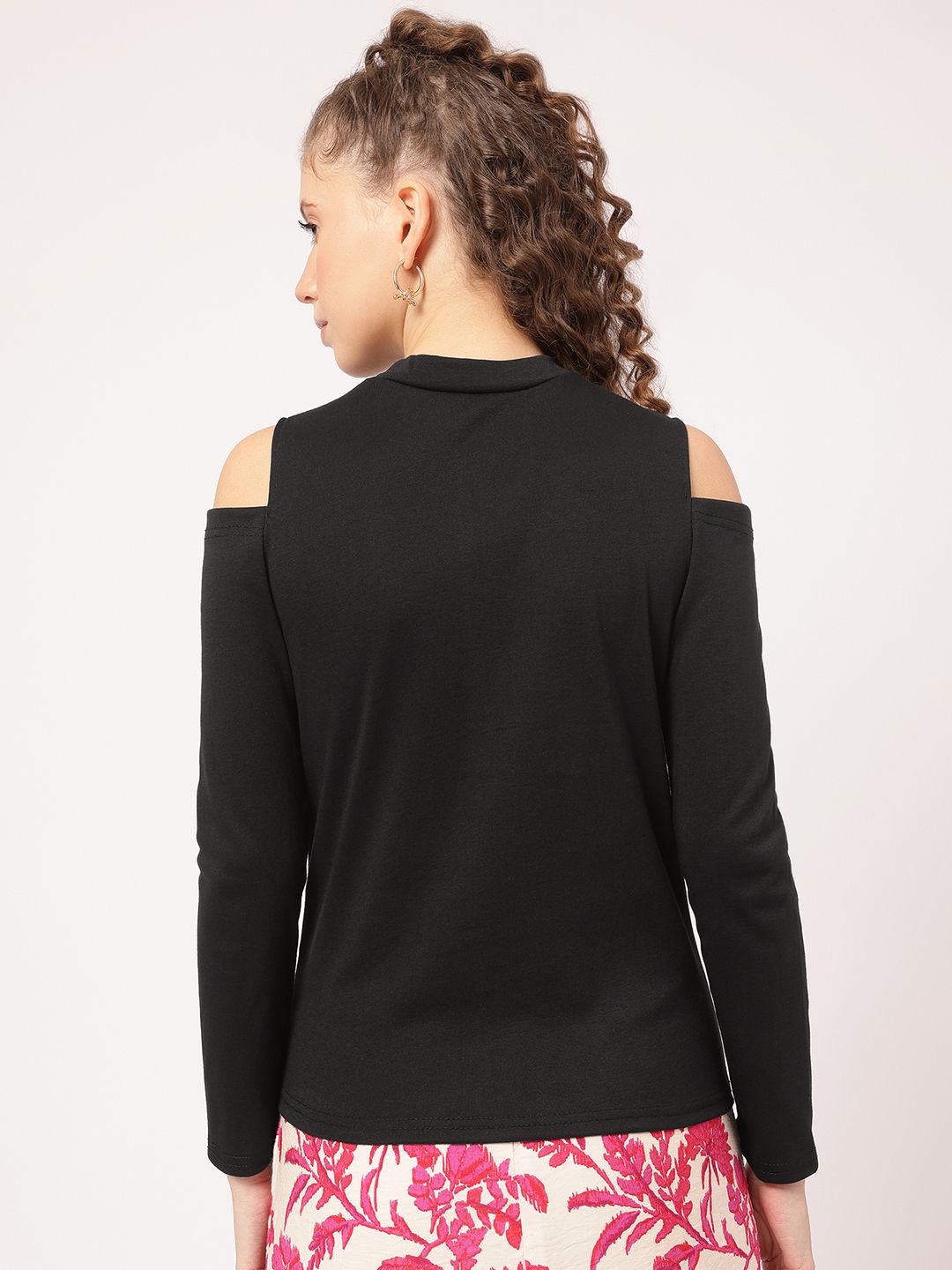 DressBerry Fierce-Feminine Cold Shoulder Full Sleeves Top