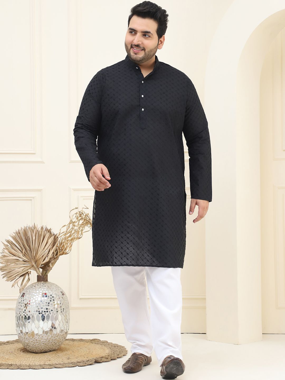 SOJANYA PLUS Thread Work Mandarin Collar Pure Cotton Straight Kurta with Pyjamas