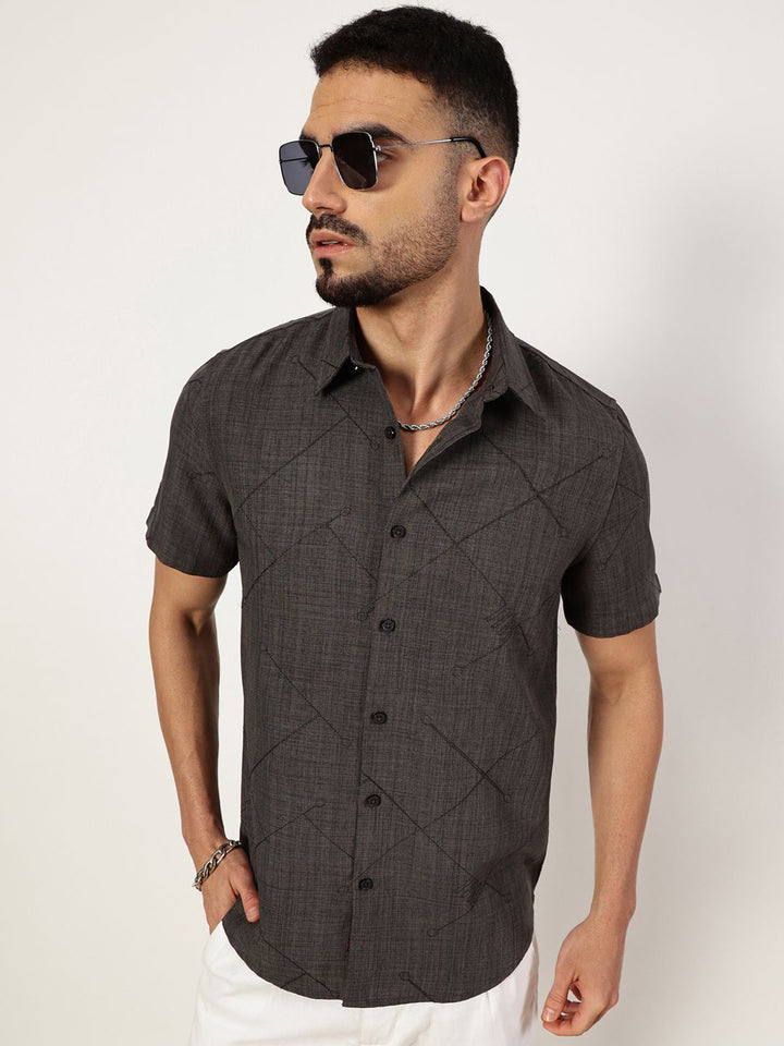 Thomas Scott Men Premium Spread Collar Checked Slim Fit Casual Shirt