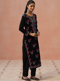 House of Chikankari Women Floral Embroidered Thread Work Kurta