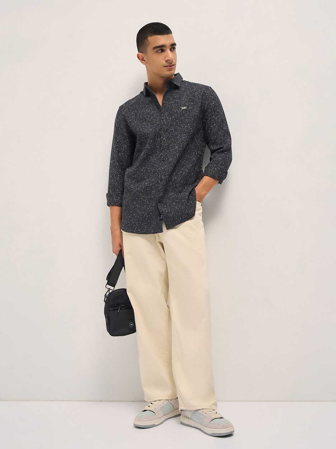 THE BEAR HOUSE Men Slim Fit Casual Shirt